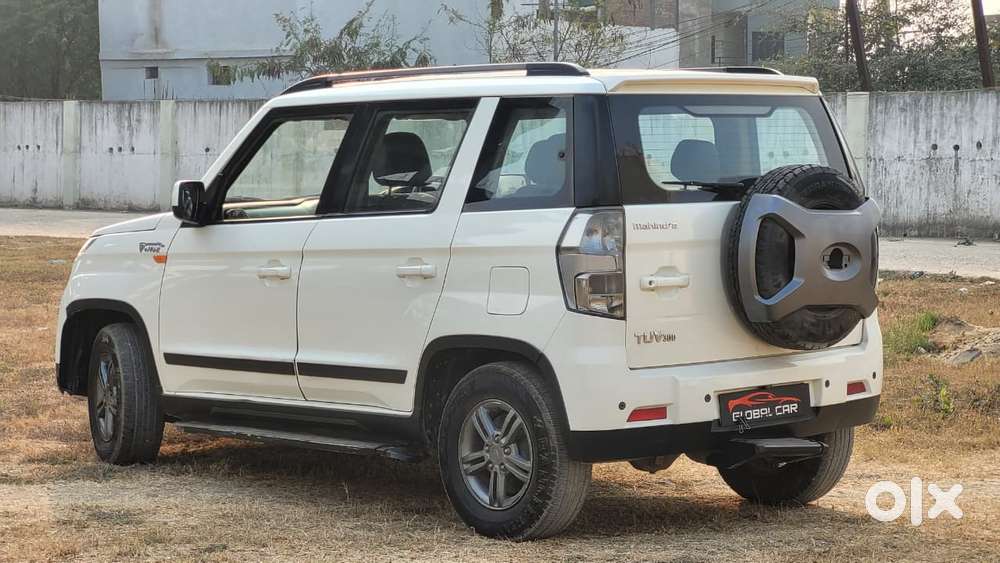 Mahindra Tuv 300 T10, 2019, Diesel