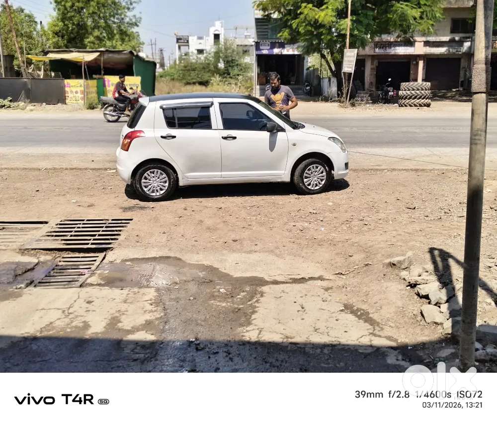 Maruti Suzuki Swift 2009 Petrol Well Maintained 2029 Valid All Clear