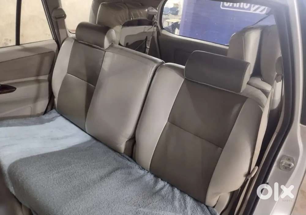 Toyota Innova 2014