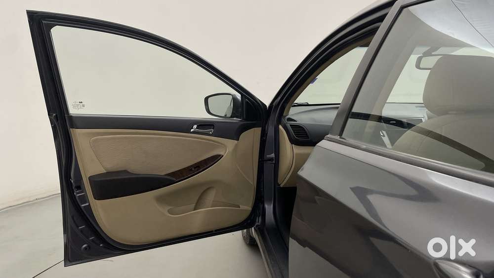 Hyundai Verna 1.6 Vtvt Sx, 2014, Petrol