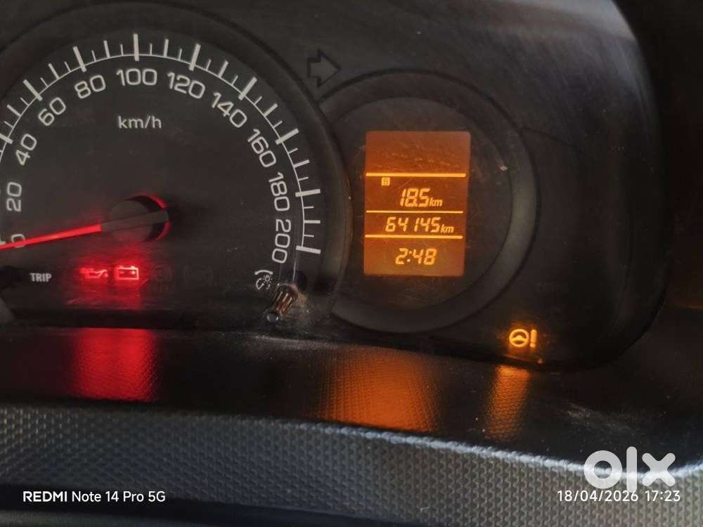 Maruti Suzuki Swift Lxi Option, 2015, Petrol