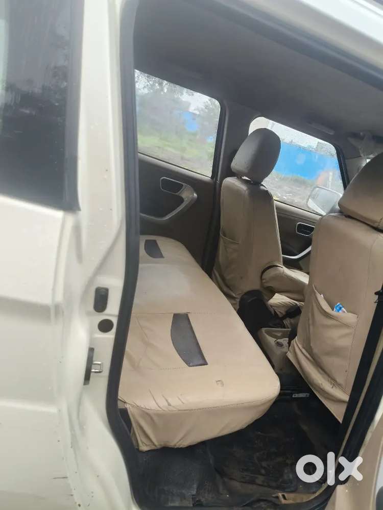 Mahindra Tuv 300 2017 Diesel 100000 Km Driven