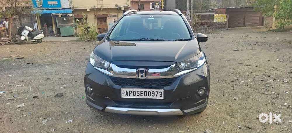 Honda Wr-v 2017 Petrol Well Maintained,insurance Available