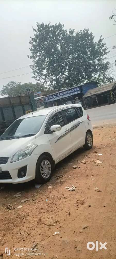 Maruti Suzuki Ertiga 2015 Diesel 145000 Km Driven