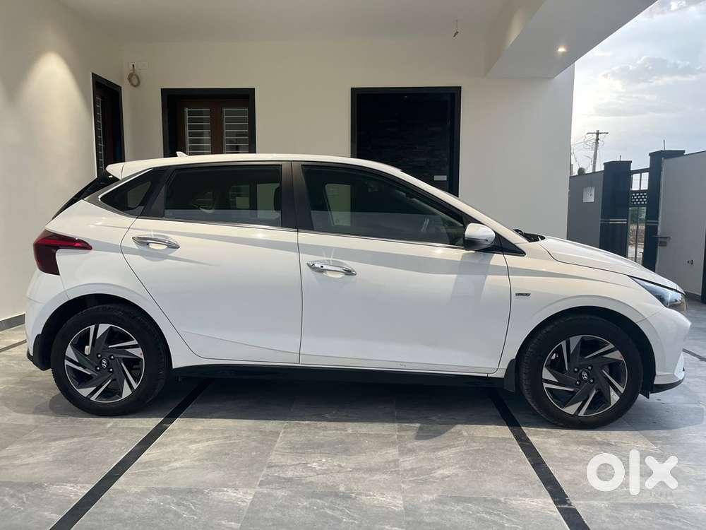 Hyundai New I20 Petrol Dct 2001