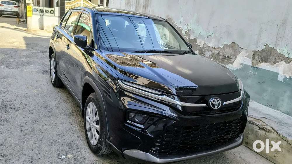 Toyota Urban Cruiser 2025 Drive Manual 1st
