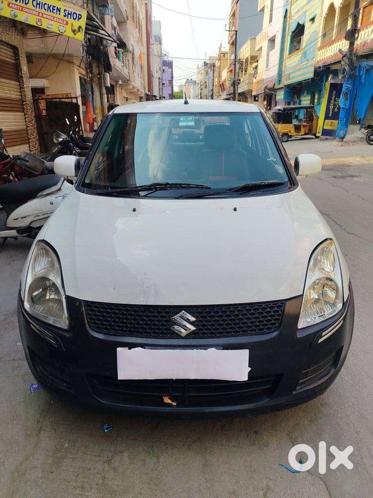 Maruti Suzuki Swift Dzire Tour Ldi, 2015, Diesel