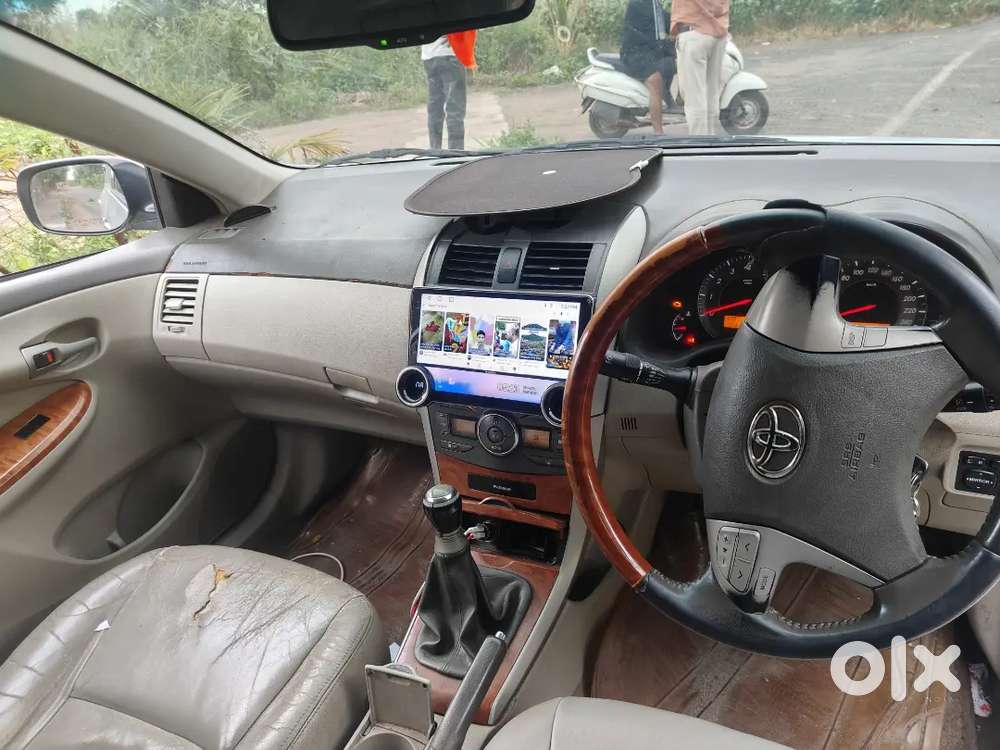 Toyota Corolla Altis 2010