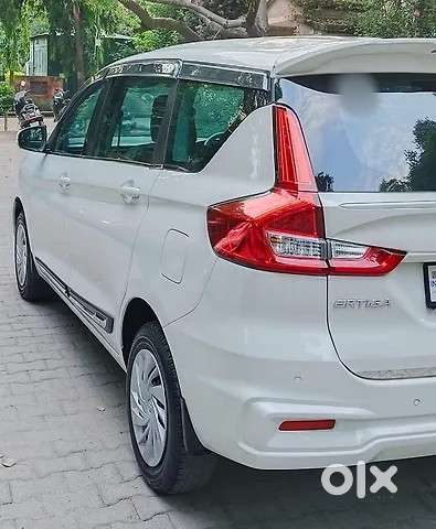 Maruti Suzuki Ertiga 1.5 Vxi, 2024, Petrol