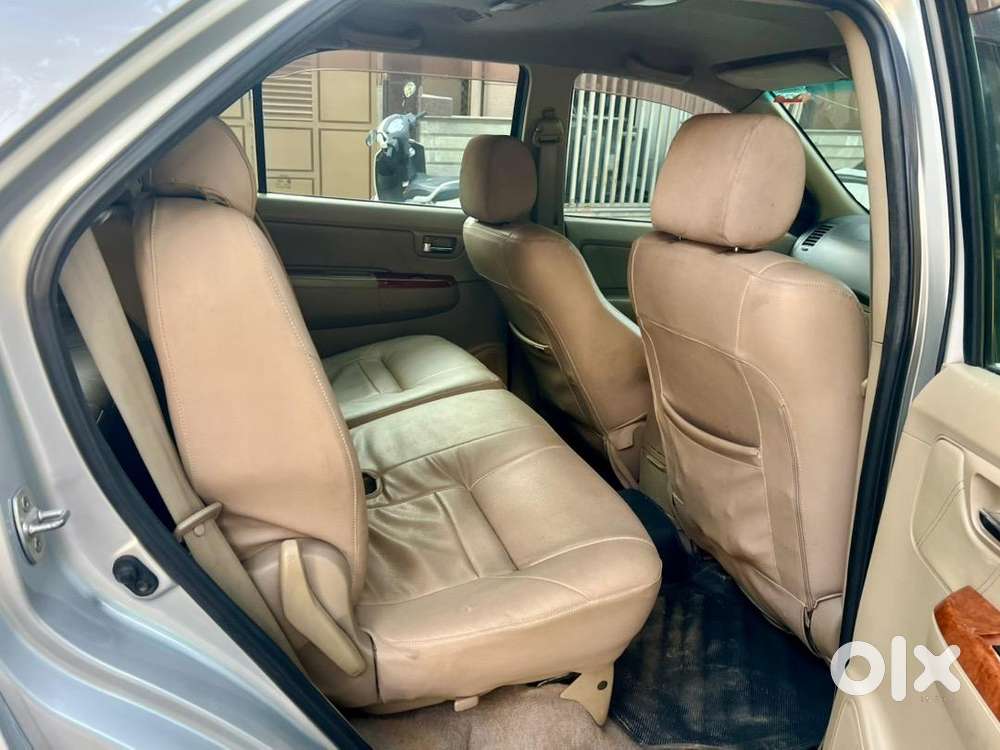 Toyota Fortuner 2009 Diesel Well Maintained