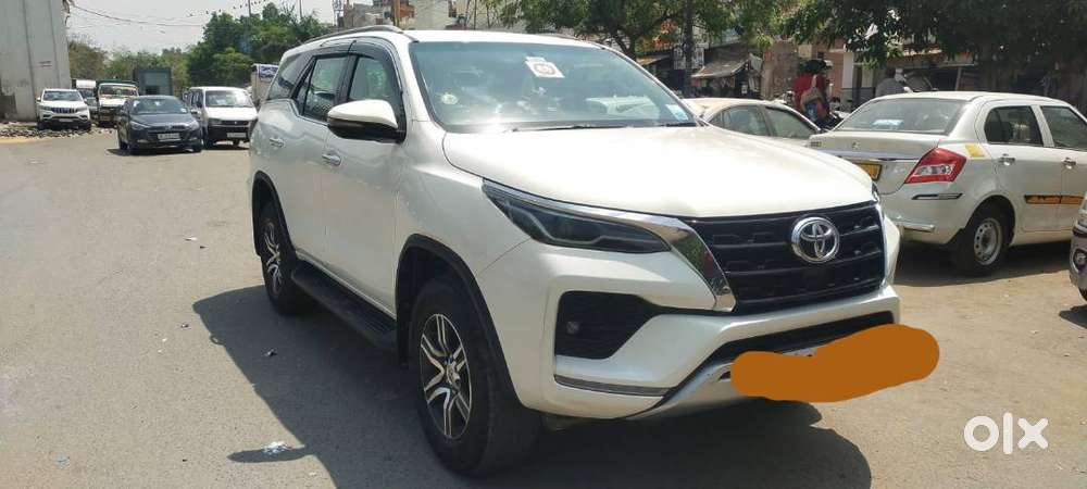 Toyota Fortuner 4x2, Manual,only 32500km Driven