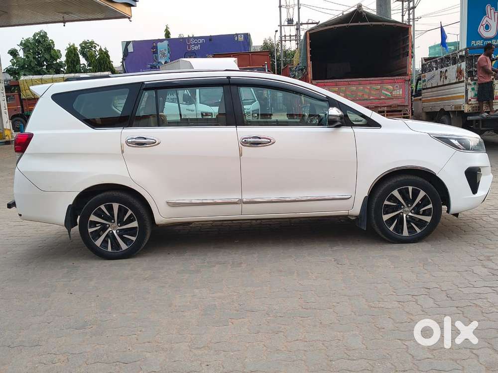 Toyota Innova Crysta 2.4 Z 7 Str, 2022, Diesel