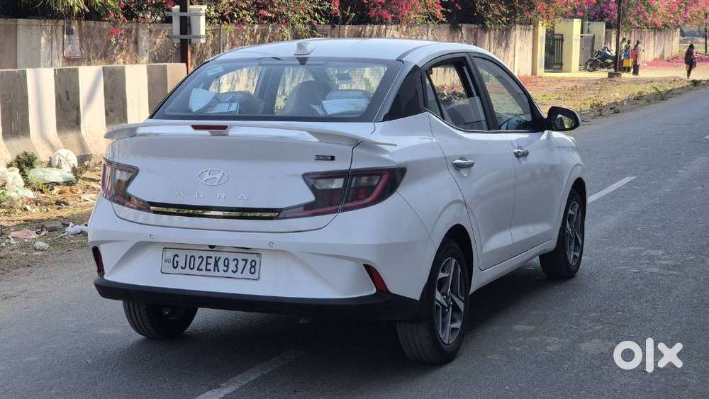 Hyundai Aura Sx 1.2 Cng, 2025, Cng & Hybrids