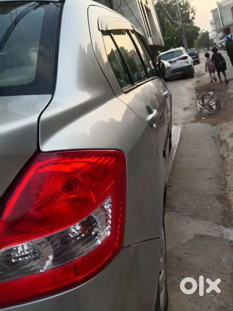 Maruti Suzuki Swift Desire 2014