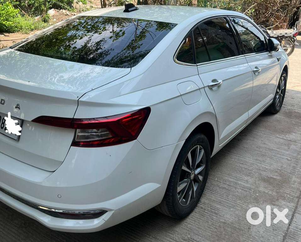Skoda Slavia Style 1.0l Tsi Mt, 2023, Petrol
