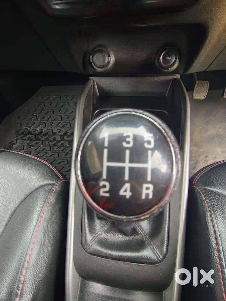 Maruti Suzuki Baleno Zeta, 2022, Petrol