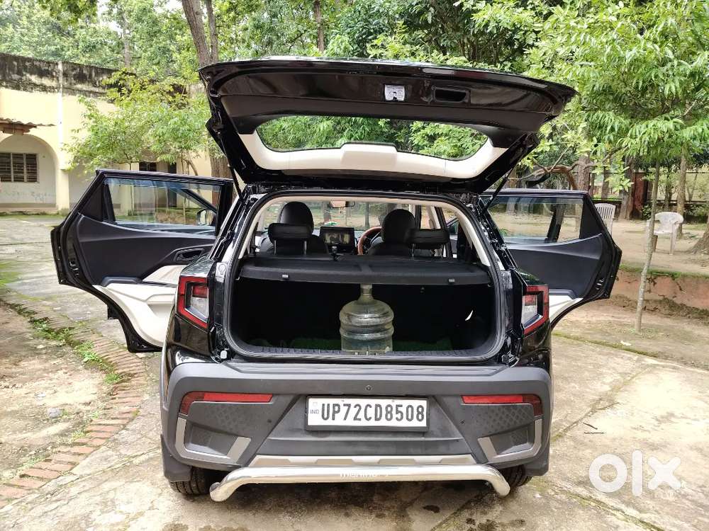 Mahindra Xuv 3xo Petrol Manual 2025