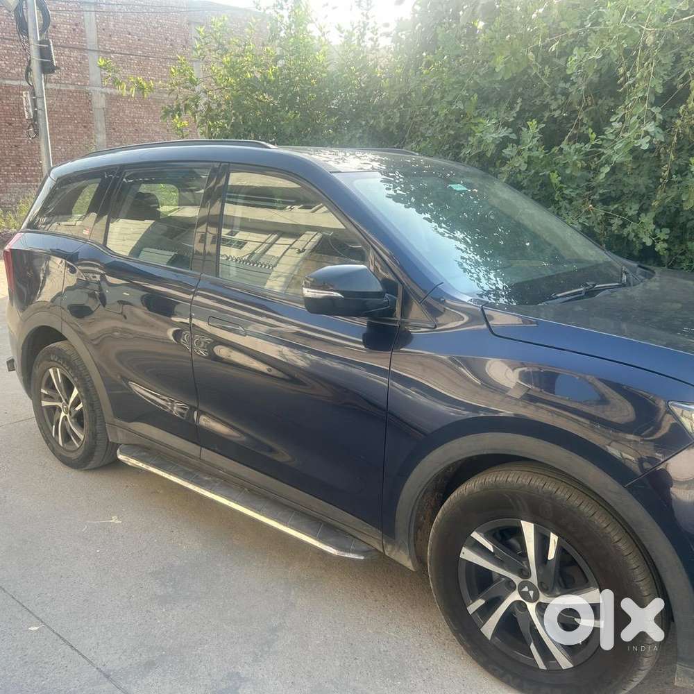 Mahindra Car Xuv700