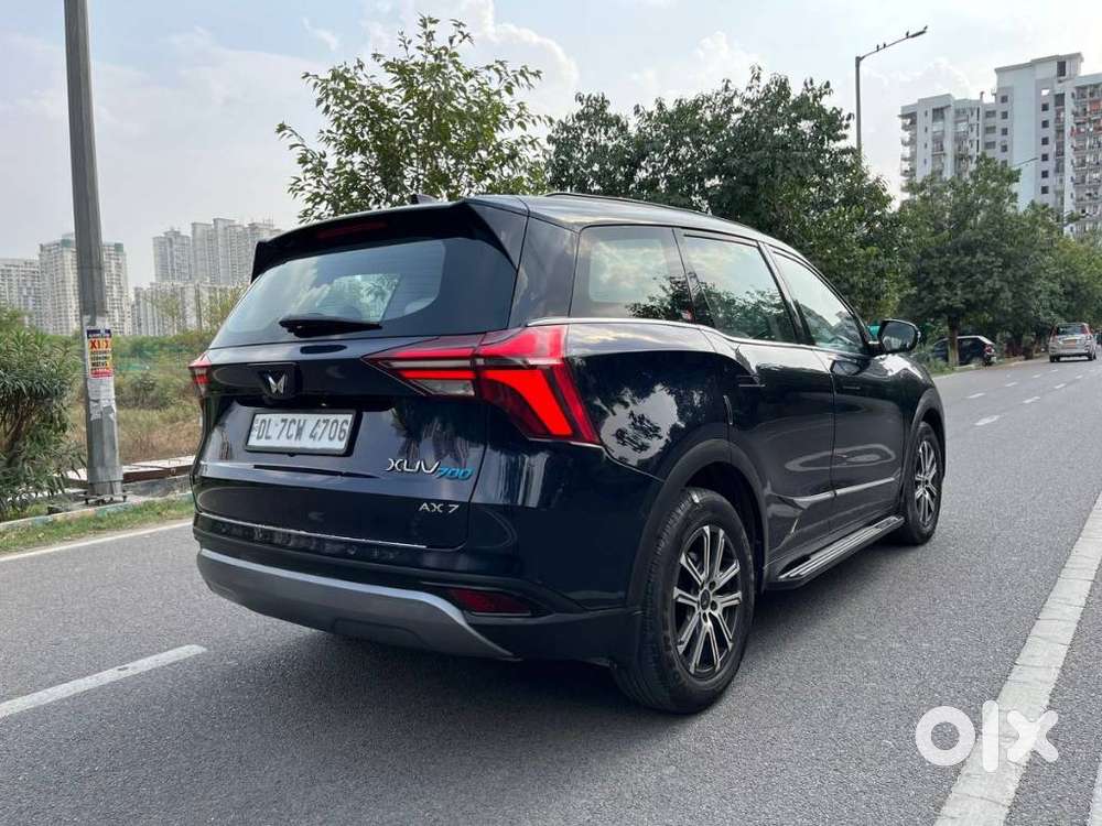 Mahindra Xuv700 2.0 Ax 7 Petrol At Str, 2024, Petrol