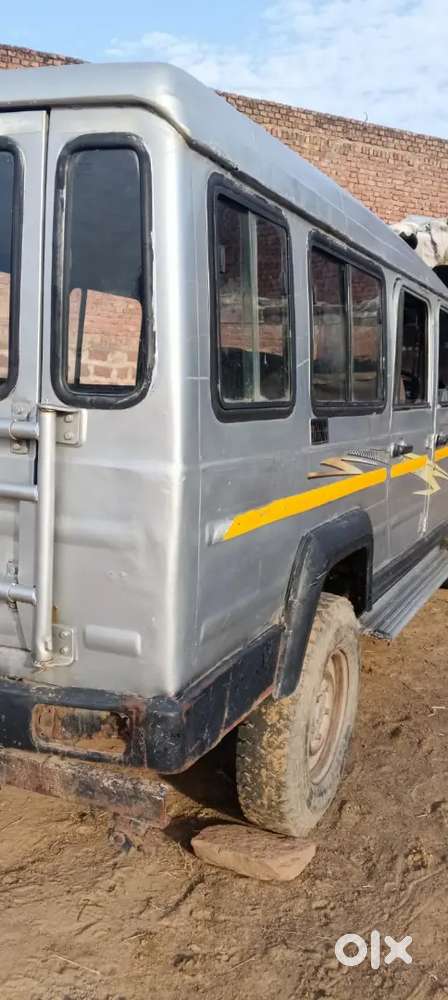 Force Cruiser 14 Seater Diesel Gadi