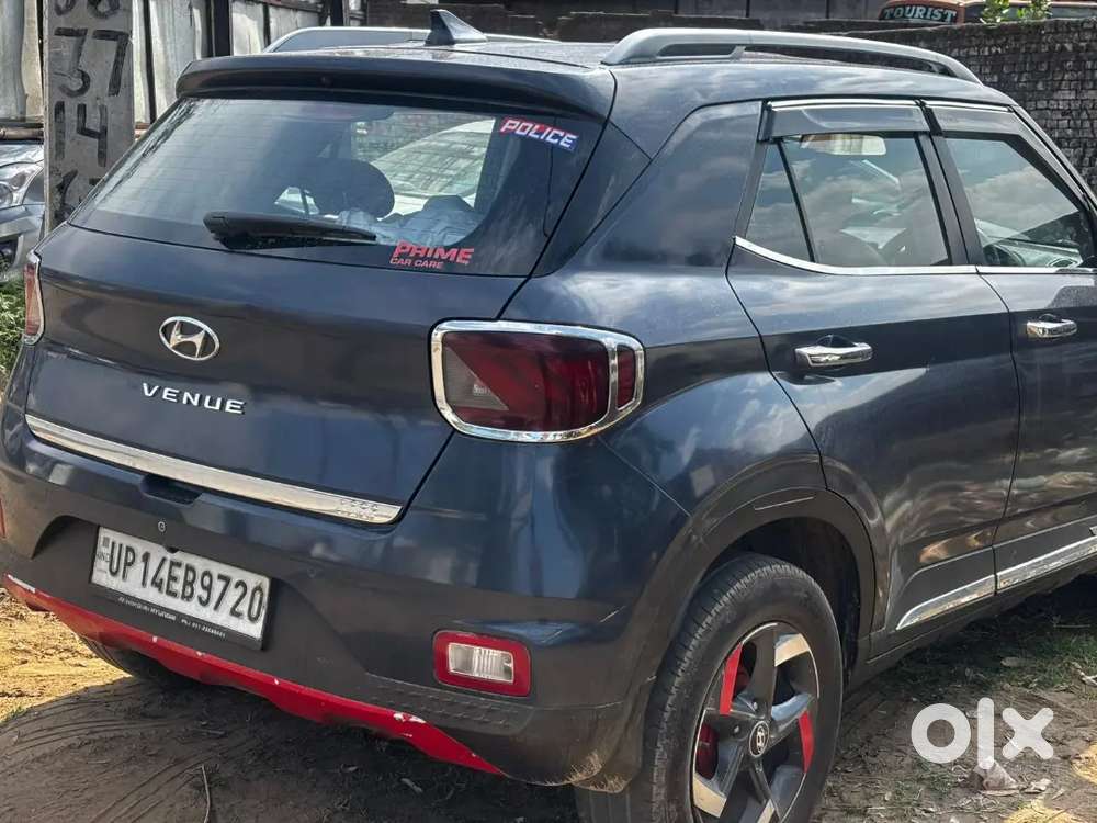 Hyundai Venue 2019 Diesel 110000 Km Driven