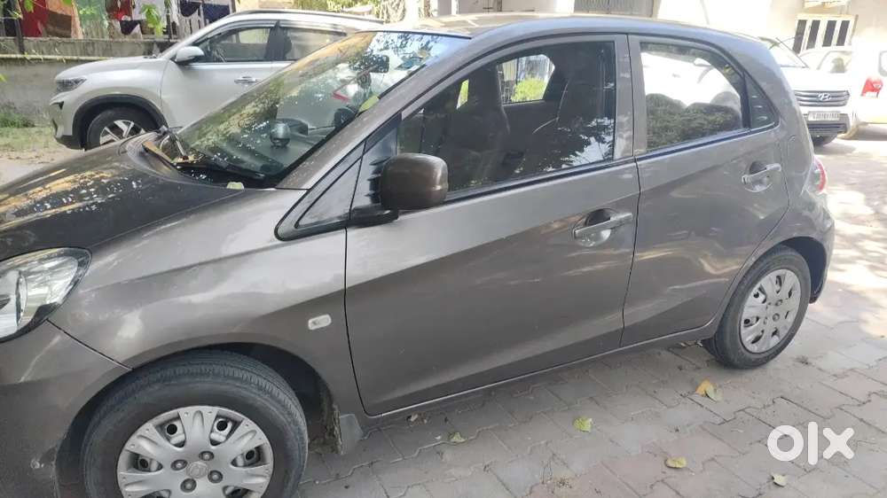 Honda Brio 2012 Petrol Well Maintained
