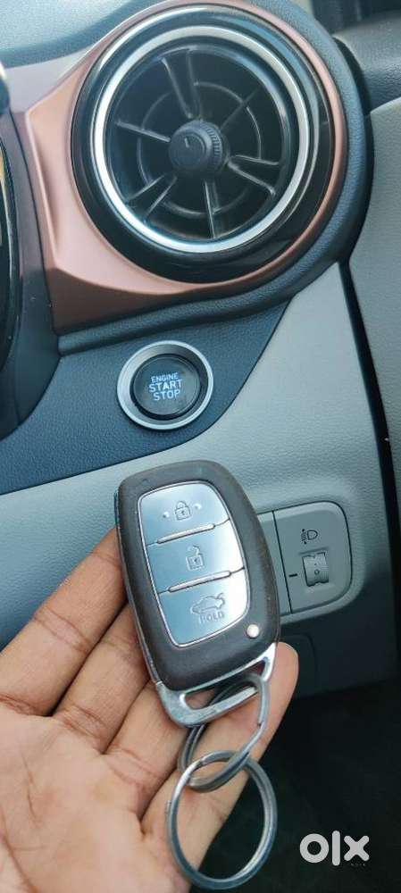 Hyundai Aura Sx Plus Automatic, 2022, Petrol