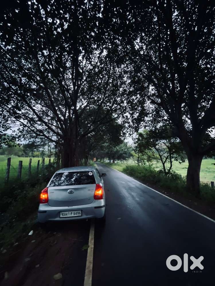 Toyota Etios Liva 2013 Petrol Well Maintained