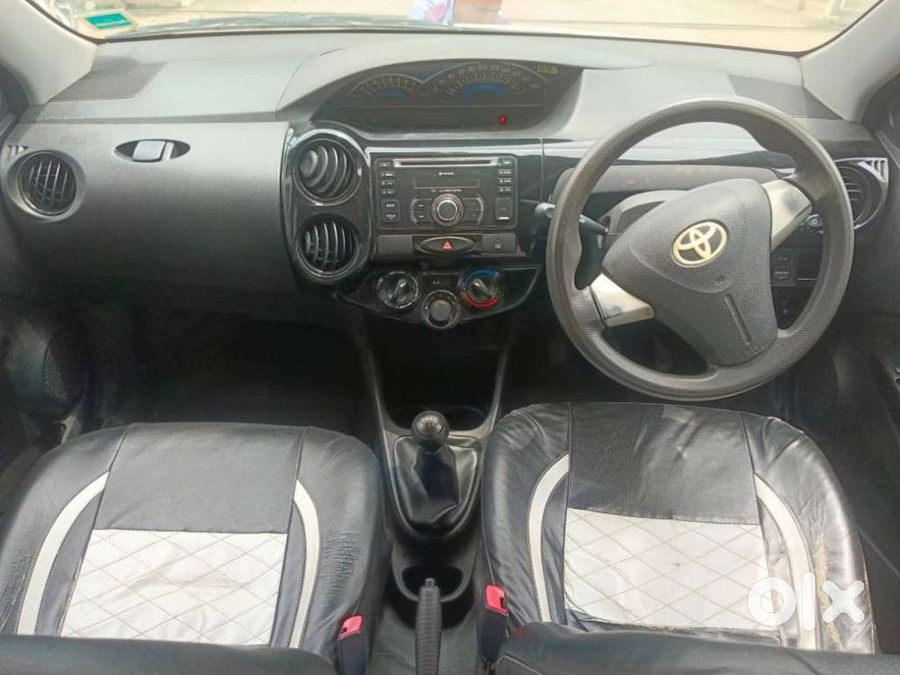 Toyota Etios Cross 1.2l G, 2015, Petrol