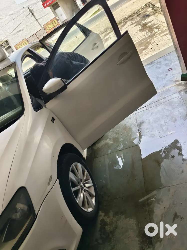 Volkswagen Polo 2015 Cng & Hybrids 98000 Km Driven