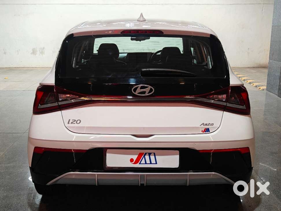 Hyundai New I20 1.2 Asta (o) Mt, 2024, Petrol