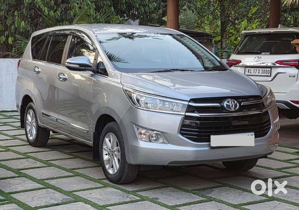 Toyota Innova Crysta