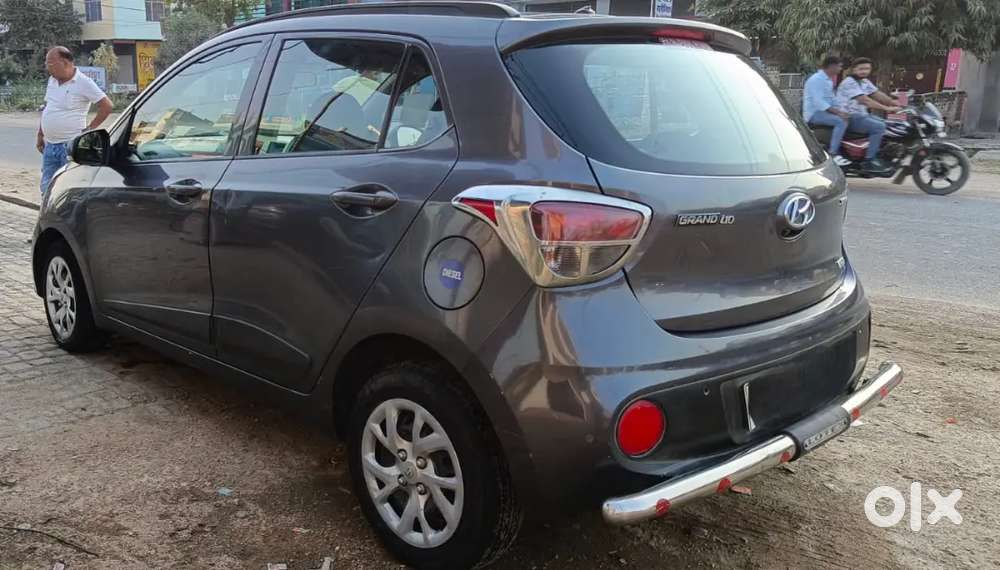 Hyundai Grand I10 2017 Diesel 84000 Km Driven