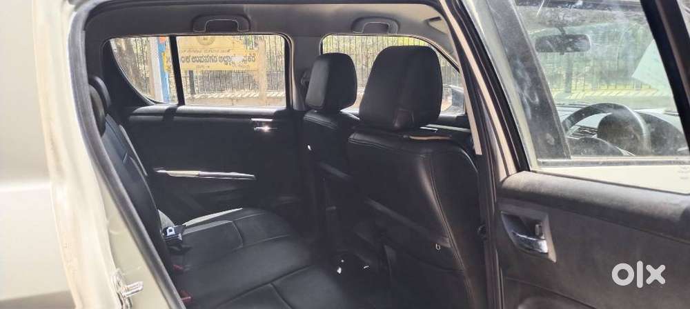 Maruti Suzuki Swift Vxi + Manual, 2015, Petrol