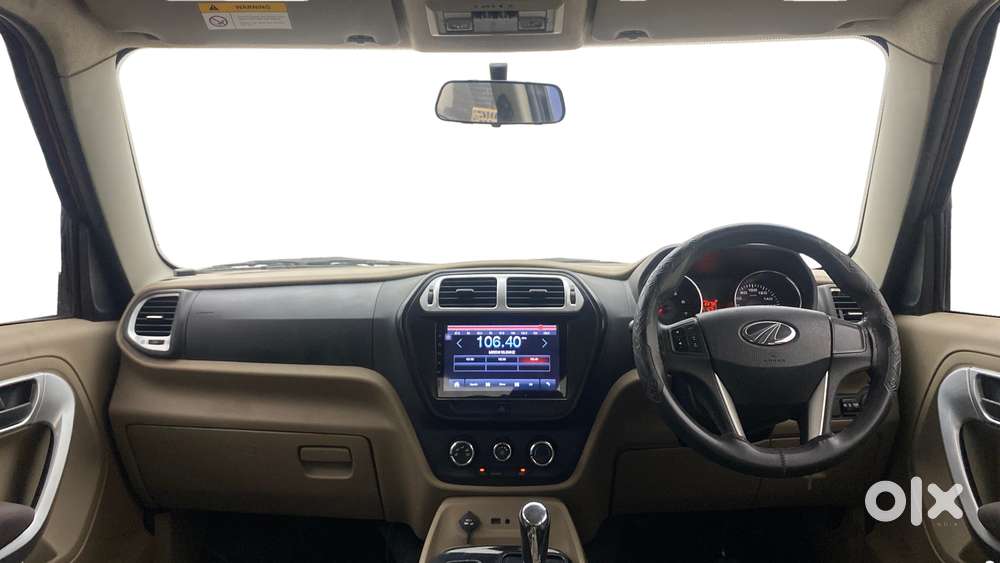 Mahindra Tuv 300 T8 Amt, 2016, Diesel