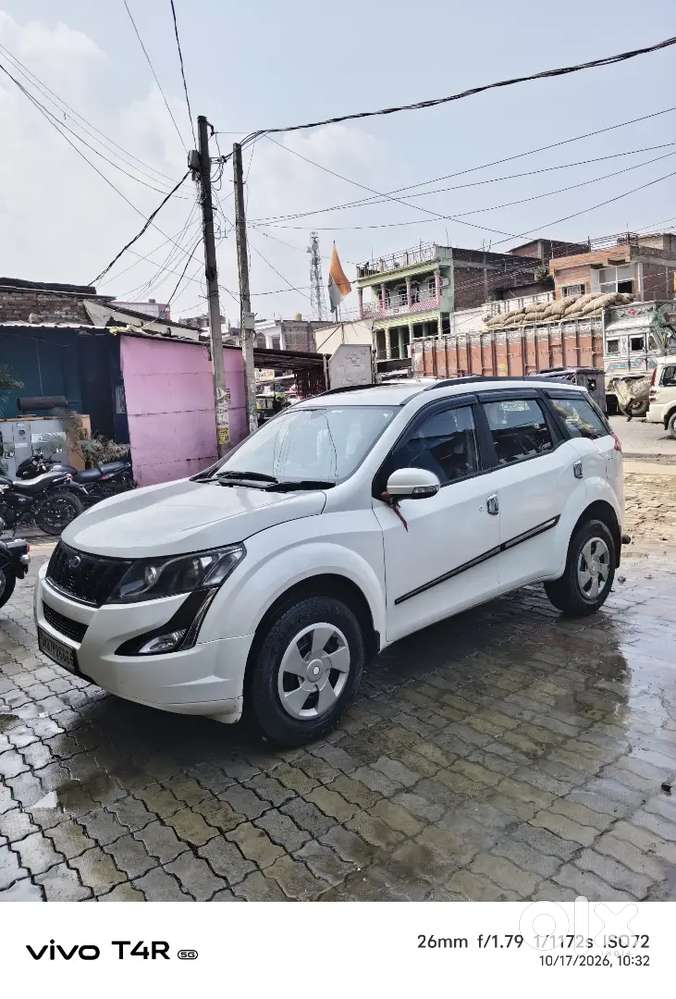 Mahindra Xuv500 2.2 W4 2017