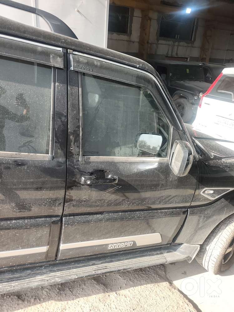Mahindra Scorpio 2024 Diesel Manual