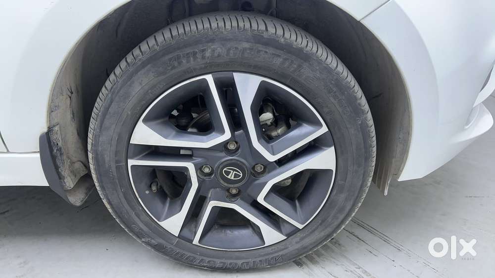 Tata Tiago Xza Plus, 2022, Petrol