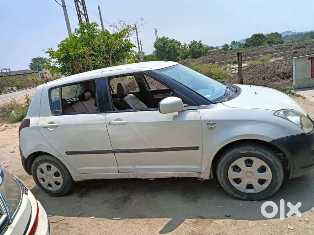 Maruti Suzuki Swift 2009 Diesel 98000 Km Driven