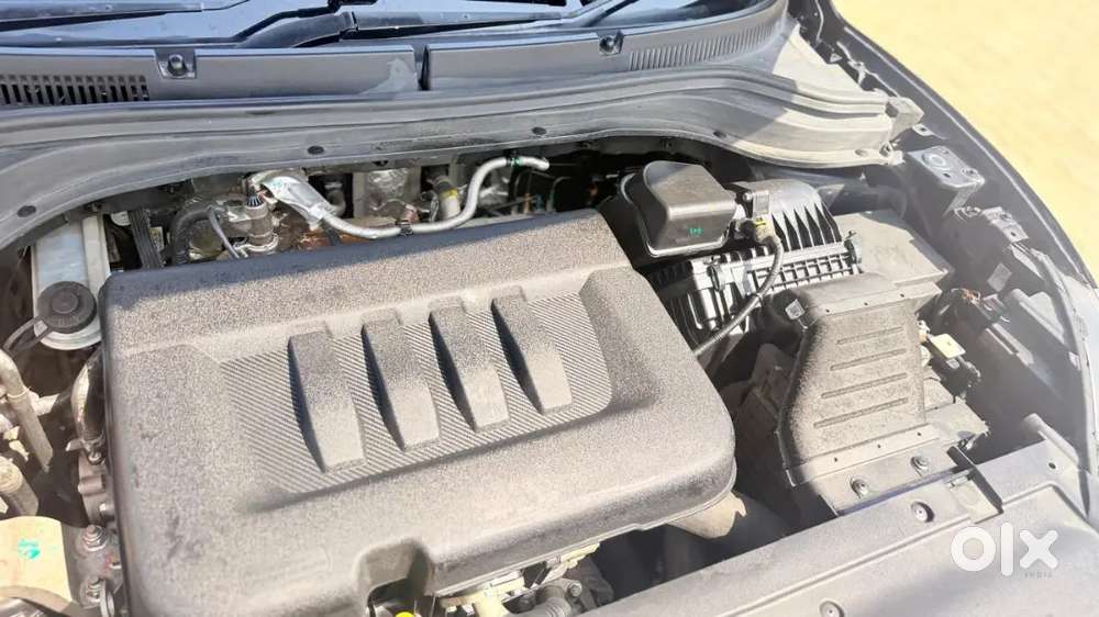 Mahindra Xuv700 2022 Diesel 79250 Km Driven