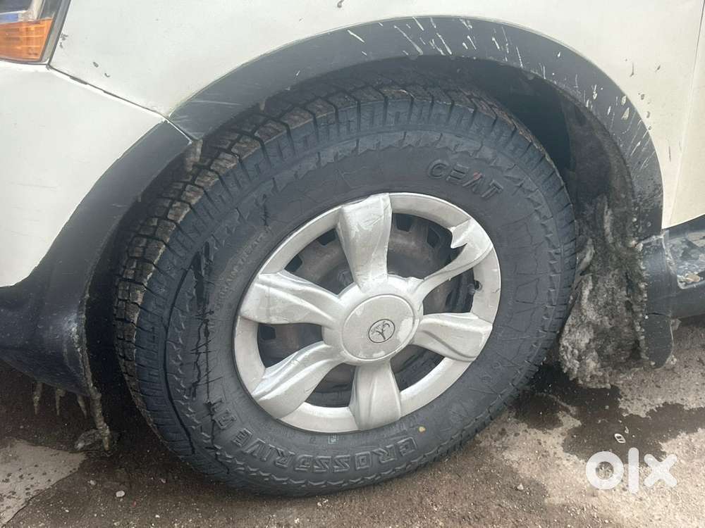 Mahindra Xylo 2012