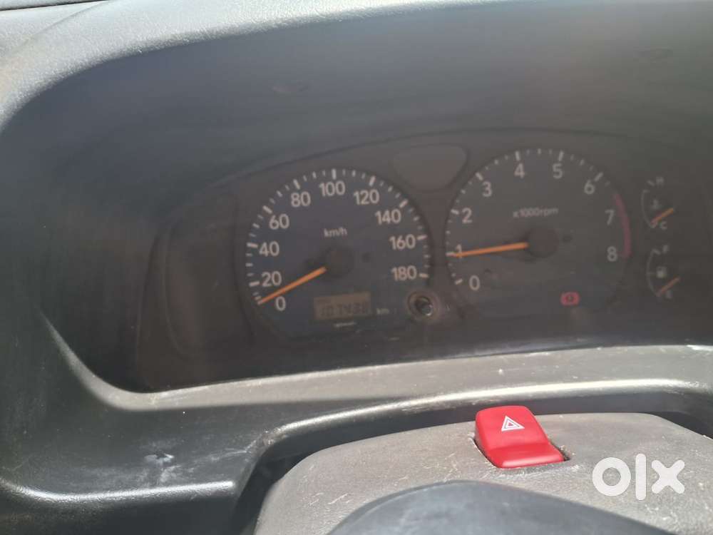 Maruti Suzuki Versa Dx2, 2006, Petrol