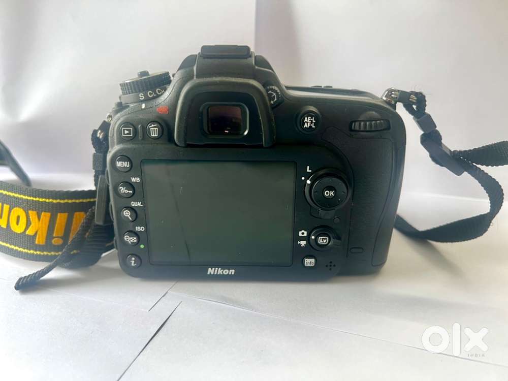 Nikon D7100 DSLR Camera