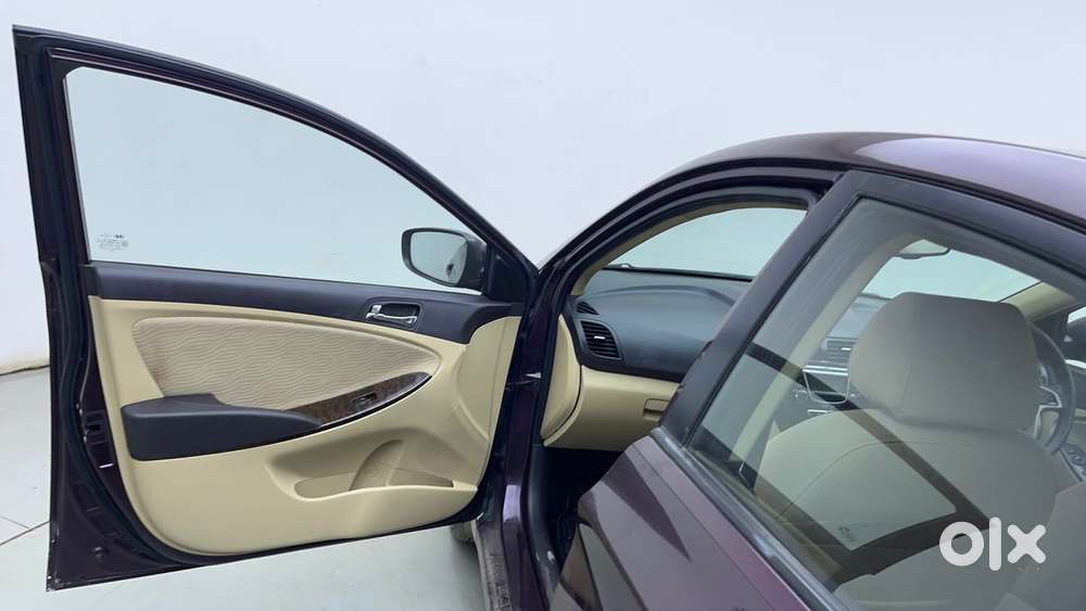 Hyundai Verna 1.6 Vtvt Sx, 2013, Petrol