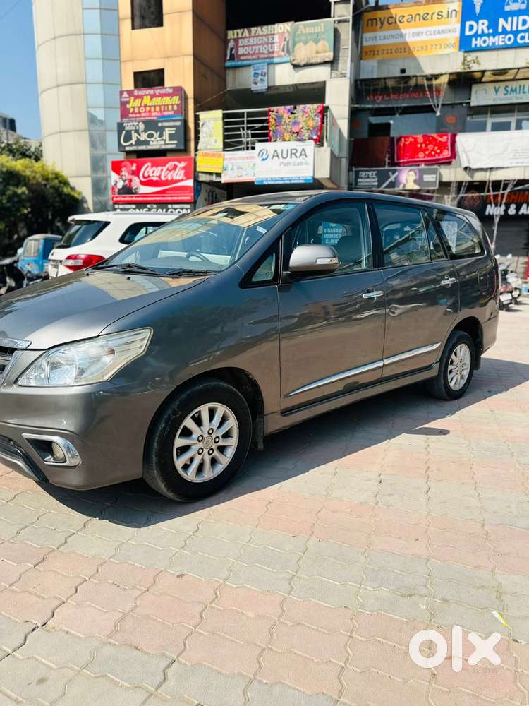 Toyota Innova 2.0 V, 2014, Diesel