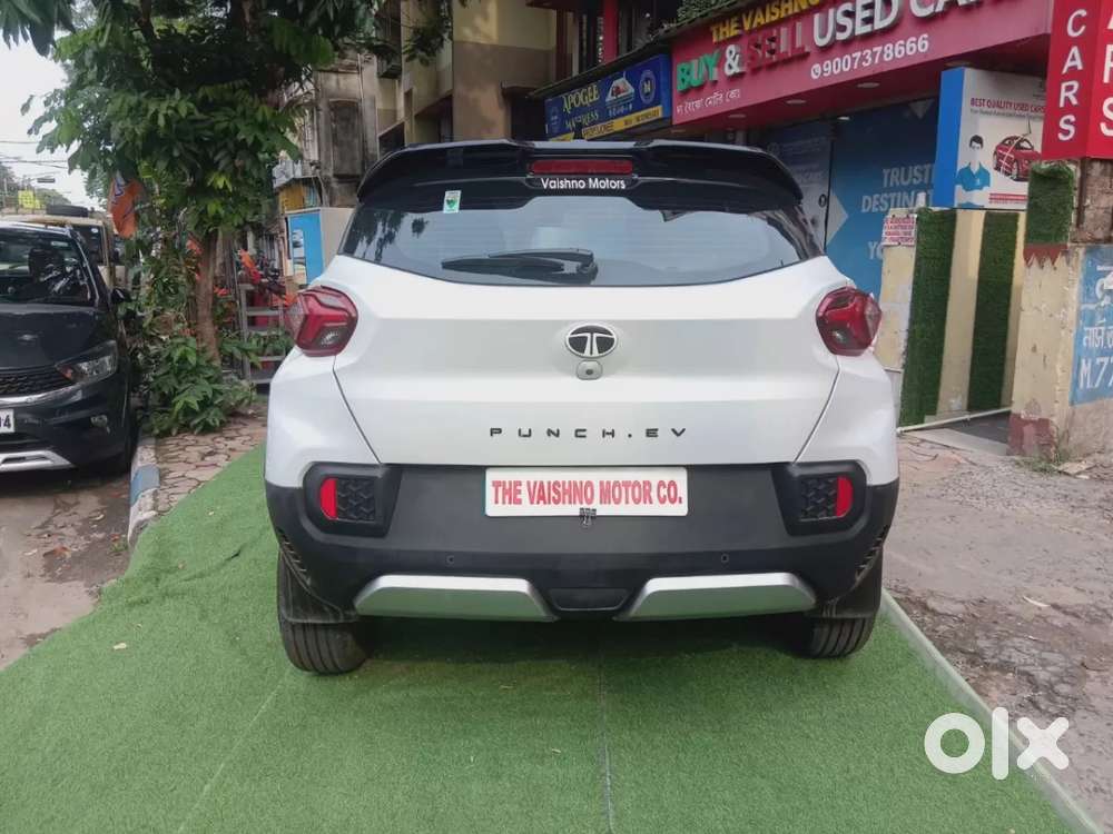 Tata Punch Ev Empowered Plus Lr, 2024, Electric
