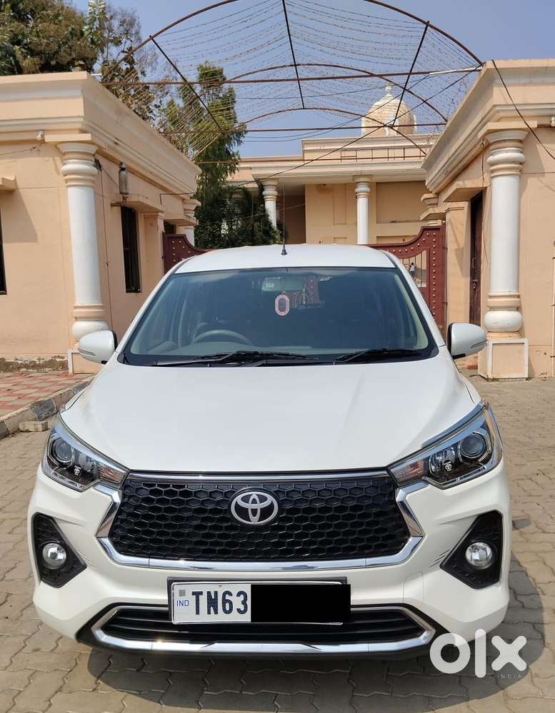 Toyota Rumion V Mt, 2023, Petrol