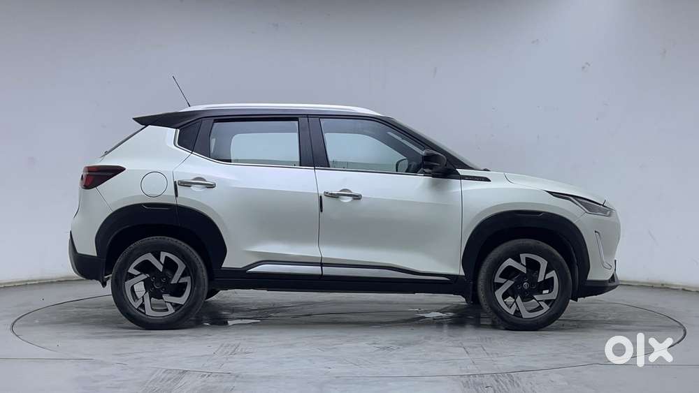 Nissan Magnite 1.0 Xv Premium Turbo Dual Tone, 2021, Petrol