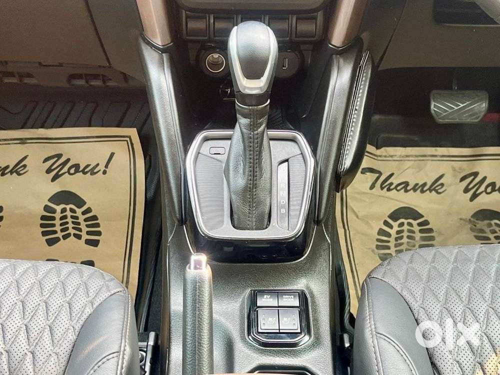 Maruti Suzuki Grand Vitara 1.5 Alpha Plus Intelligent Hybrid Ecvt, 2..