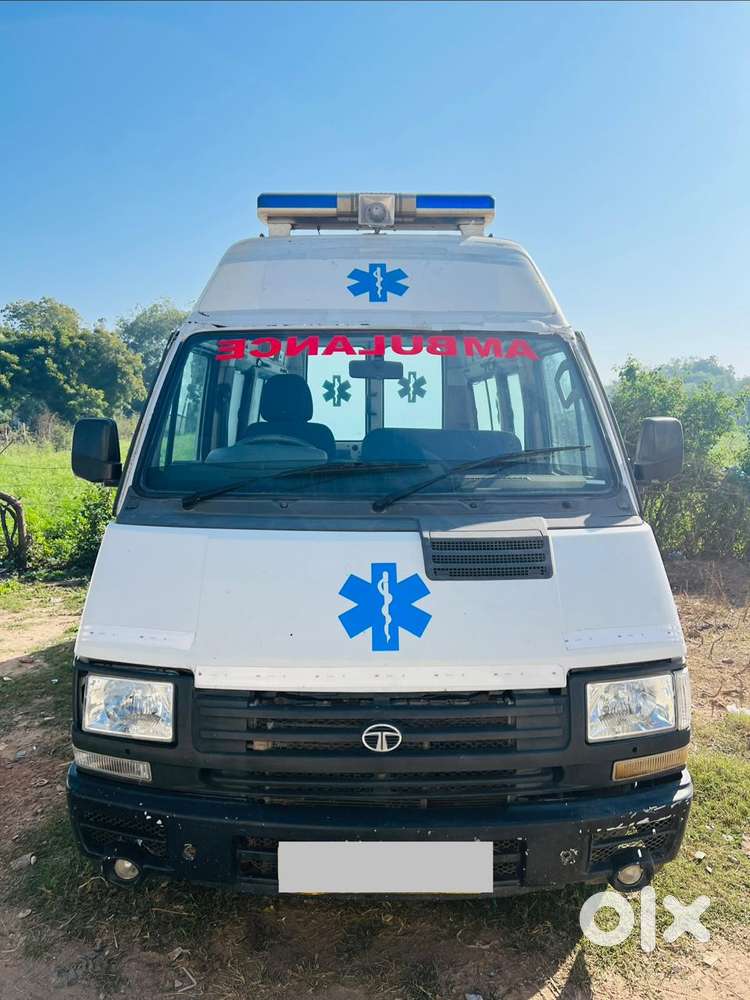 Tata Winger Deluxe - Hi Roof (ac), 2018, Diesel